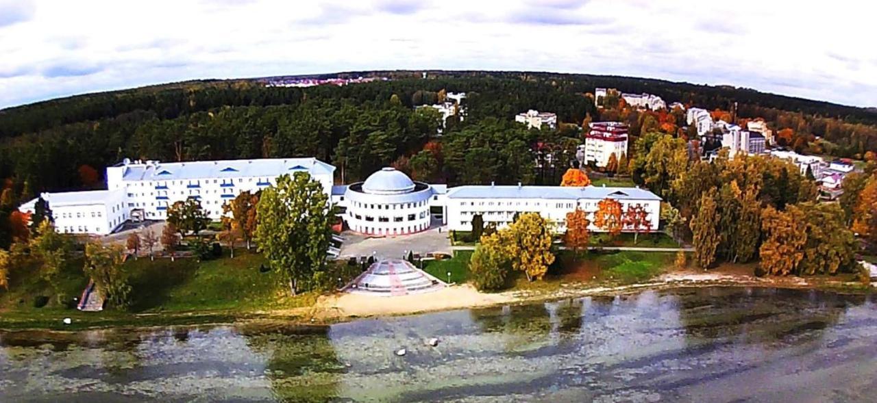 Hotel Sanatorium Naratsch Exterior foto