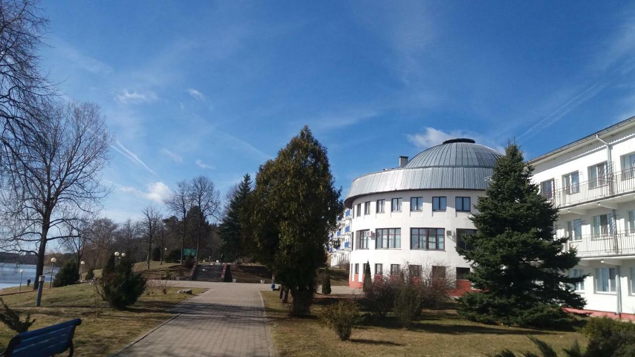 Hotel Sanatorium Naratsch Exterior foto